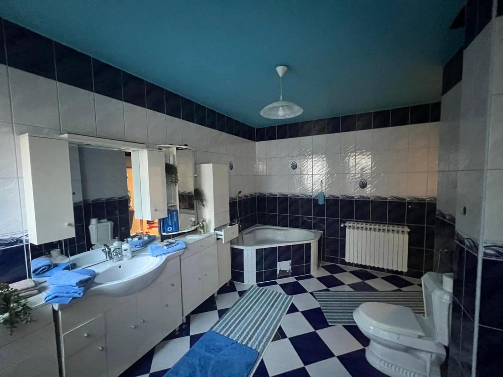 Apartman Kod Ismete Bihać エクステリア 写真