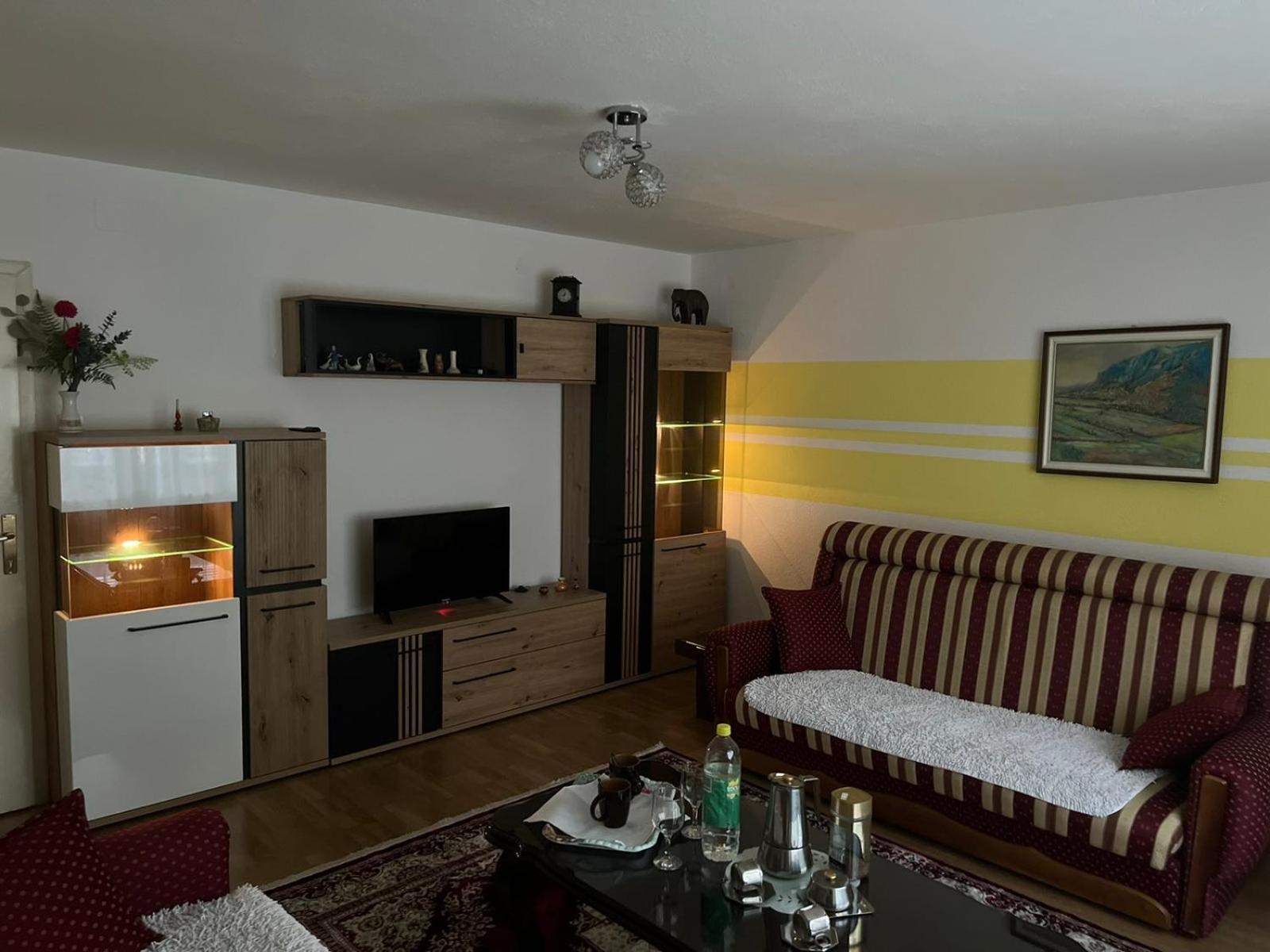 Apartman Kod Ismete Bihać エクステリア 写真